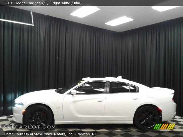 2016 Dodge Charger R/T in Bright White