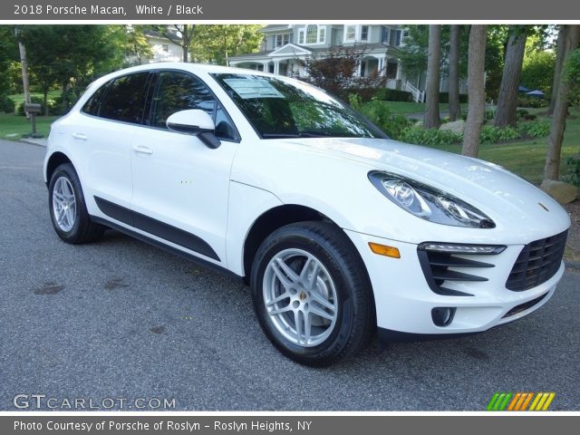 2018 Porsche Macan  in White