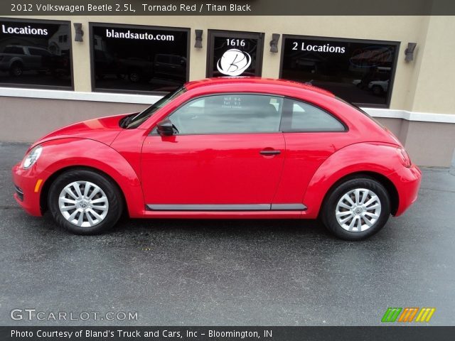 2012 Volkswagen Beetle 2.5L in Tornado Red
