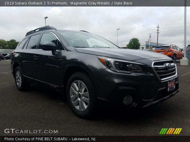 2019 Subaru Outback 2.5i Premium in Magnetite Gray Metallic