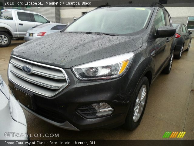 2018 Ford Escape SE in Magnetic