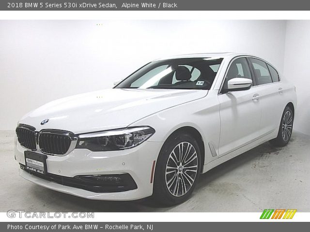 2018 BMW 5 Series 530i xDrive Sedan in Alpine White