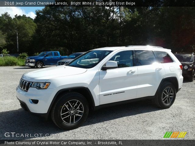 2018 Jeep Grand Cherokee Laredo in Bright White