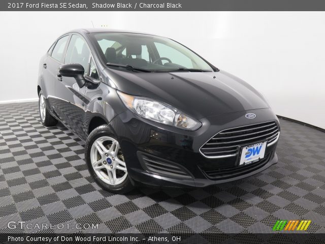 2017 Ford Fiesta SE Sedan in Shadow Black