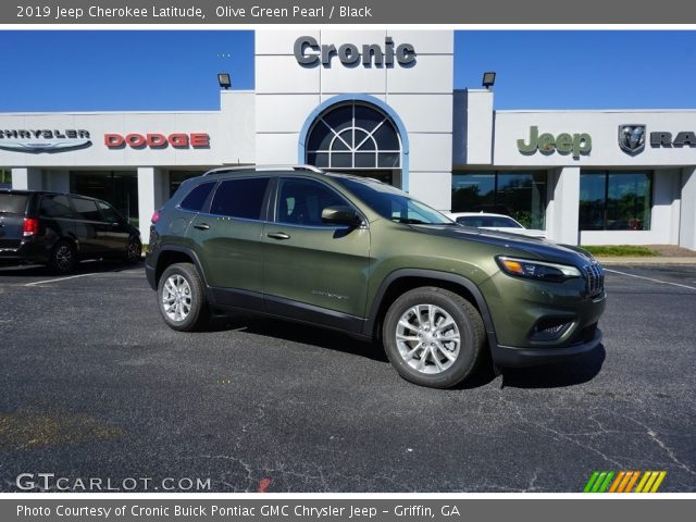 2019 Jeep Cherokee Latitude in Olive Green Pearl