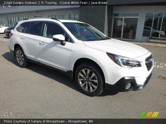 2019 Subaru Outback 2.5i Touring in Crystal White Pearl