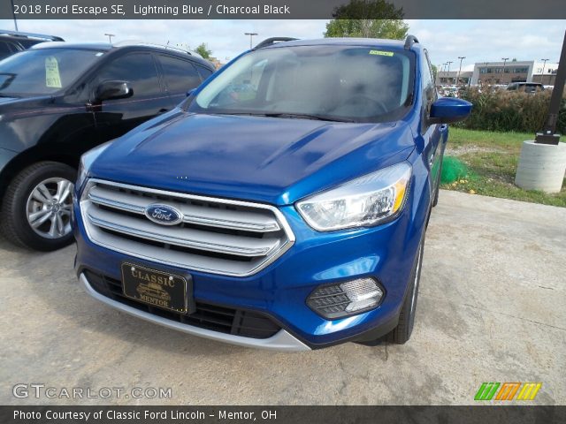 2018 Ford Escape SE in Lightning Blue