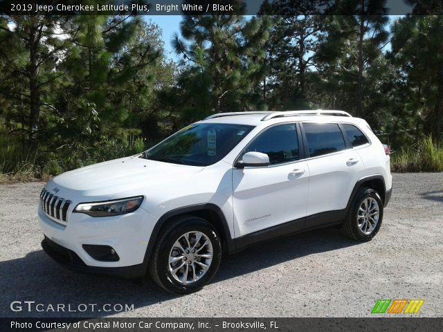 2019 Jeep Cherokee Latitude Plus in Bright White
