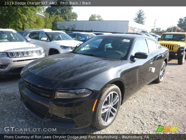 2019 Dodge Charger SXT AWD in Pitch Black