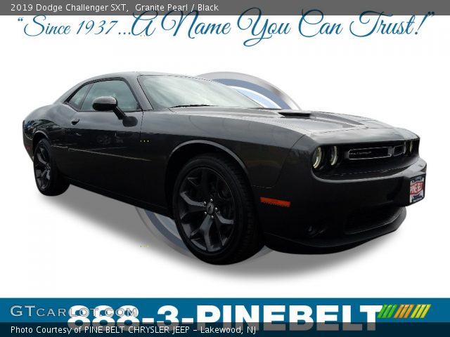 2019 Dodge Challenger SXT in Granite Pearl