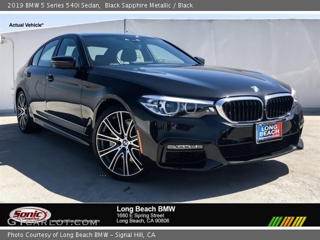 2019 BMW 5 Series 540i Sedan in Black Sapphire Metallic