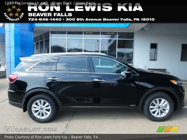 2019 Kia Sorento LX AWD in Ebony Black