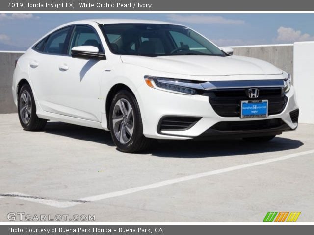 2019 Honda Insight EX in White Orchid Pearl