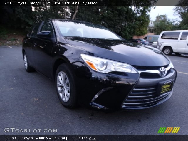 2015 Toyota Camry SE in Attitude Black Metallic