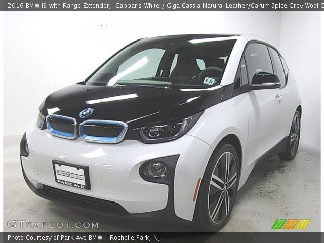 2016 BMW i3 with Range Extender in Capparis White