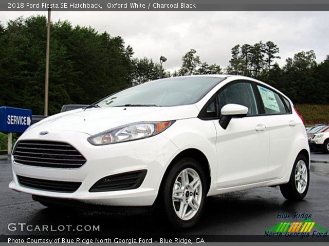 2018 Ford Fiesta SE Hatchback in Oxford White