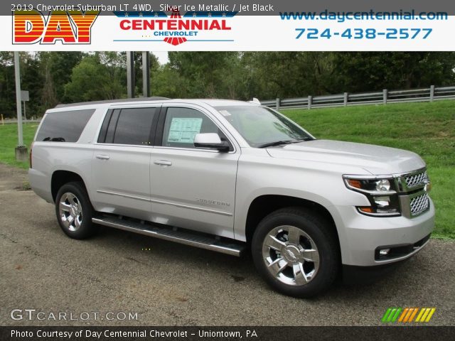2019 Chevrolet Suburban LT 4WD in Silver Ice Metallic