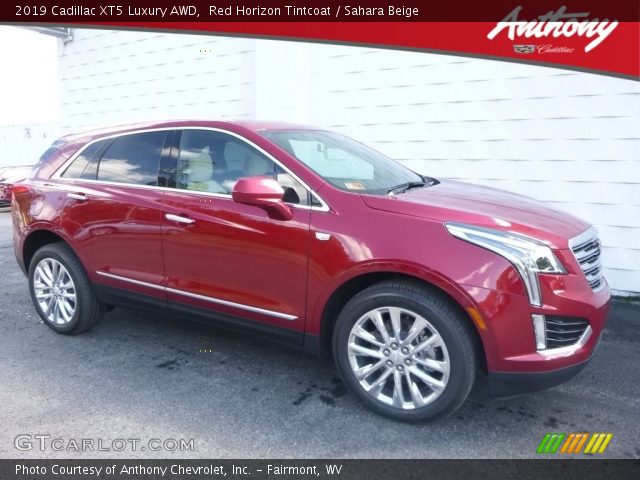 2019 Cadillac XT5 Luxury AWD in Red Horizon Tintcoat