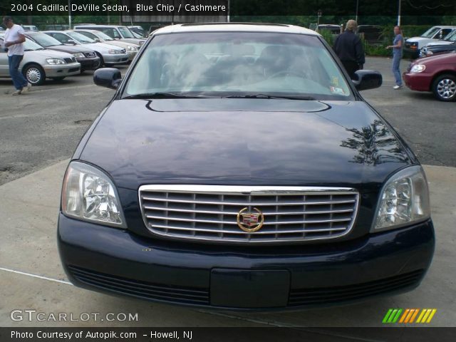 2004 Cadillac DeVille Sedan in Blue Chip