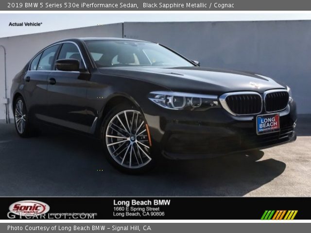 2019 BMW 5 Series 530e iPerformance Sedan in Black Sapphire Metallic