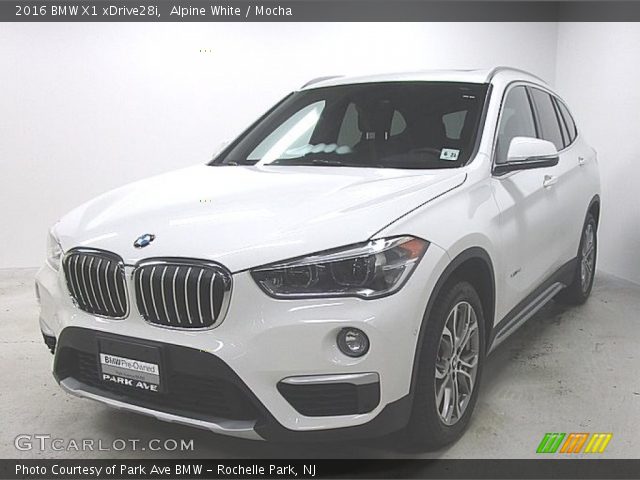2016 BMW X1 xDrive28i in Alpine White