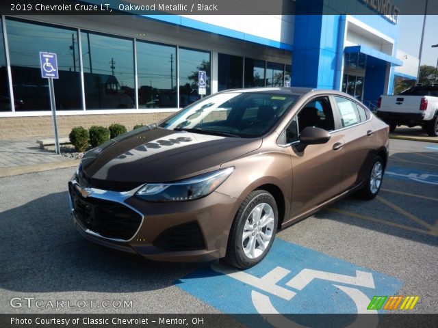 2019 Chevrolet Cruze LT in Oakwood Metallic