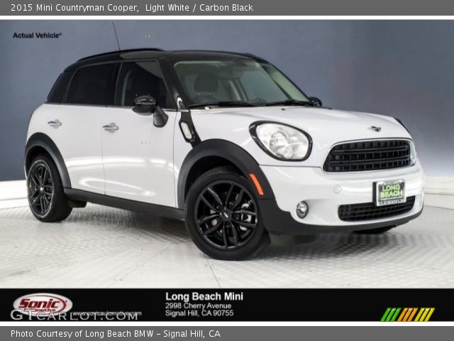 2015 Mini Countryman Cooper in Light White