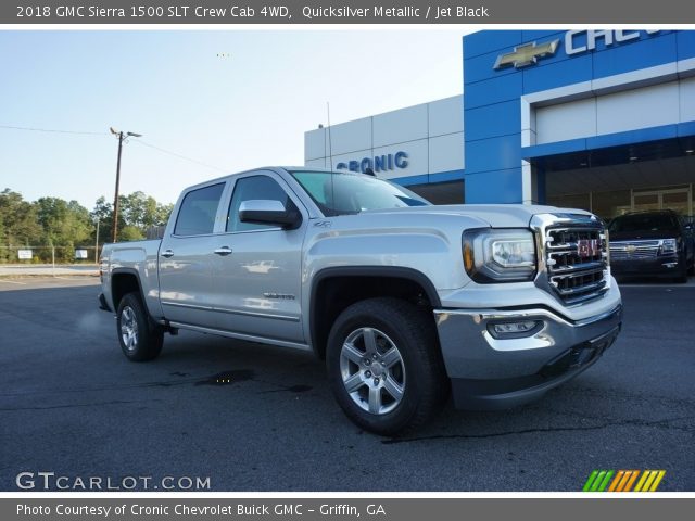 2018 GMC Sierra 1500 SLT Crew Cab 4WD in Quicksilver Metallic