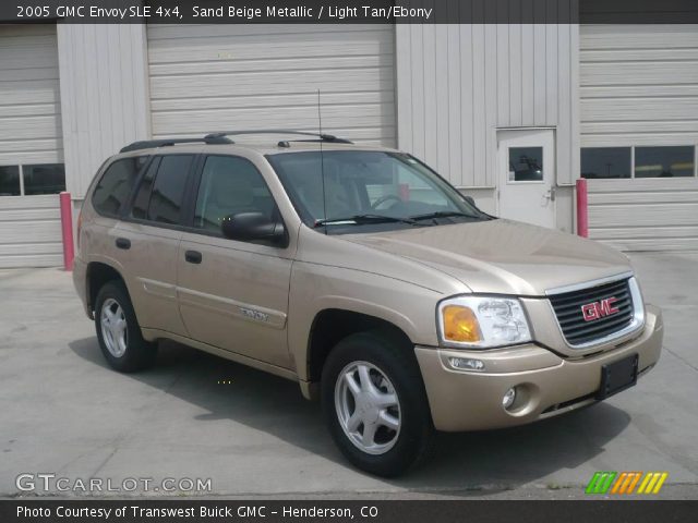 2005 GMC Envoy SLE 4x4 in Sand Beige Metallic