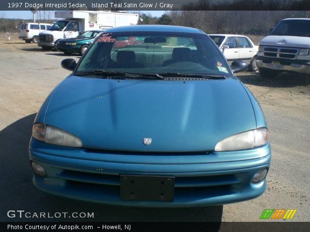 1997 Dodge Intrepid Sedan in Island Teal Satin Glow