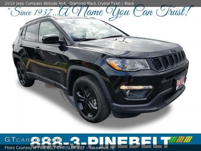 2019 Jeep Compass Altitude 4x4 in Diamond Black Crystal Pearl