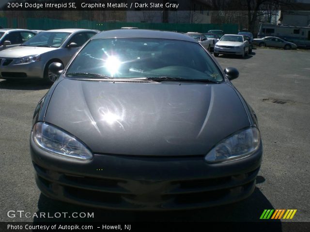 2004 Dodge Intrepid SE in Graphite Metallic