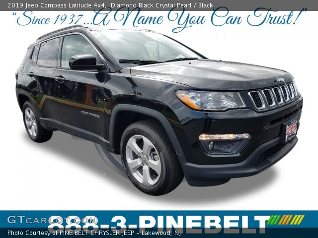 2019 Jeep Compass Latitude 4x4 in Diamond Black Crystal Pearl