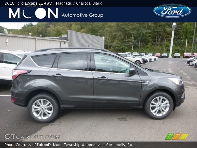 2018 Ford Escape SE 4WD in Magnetic