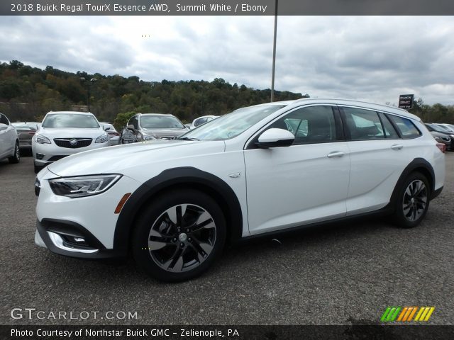 2018 Buick Regal TourX Essence AWD in Summit White