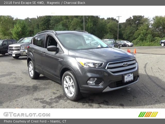 2018 Ford Escape SE 4WD in Magnetic