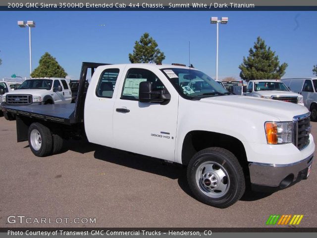 2009 GMC Sierra 3500HD Extended Cab 4x4 Chassis in Summit White