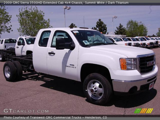 2009 GMC Sierra 3500HD Extended Cab 4x4 Chassis in Summit White