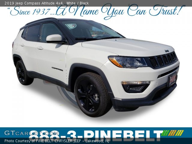 2019 Jeep Compass Altitude 4x4 in White