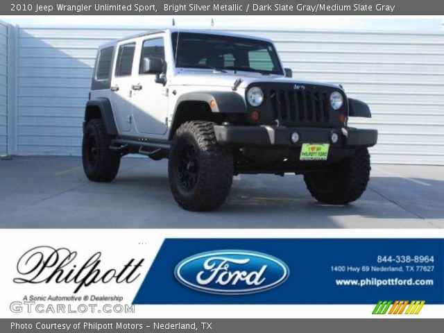 2010 Jeep Wrangler Unlimited Sport in Bright Silver Metallic