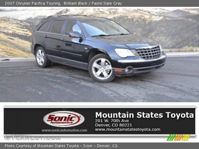 2007 Chrysler Pacifica Touring in Brilliant Black