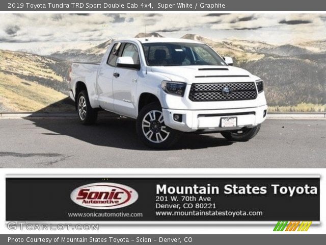 2019 Toyota Tundra TRD Sport Double Cab 4x4 in Super White