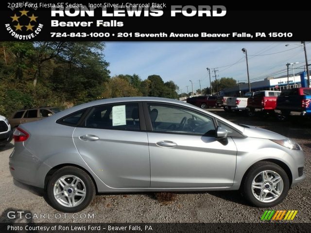2018 Ford Fiesta SE Sedan in Ingot Silver