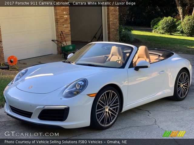 2017 Porsche 911 Carrera Cabriolet in Carrara White Metallic