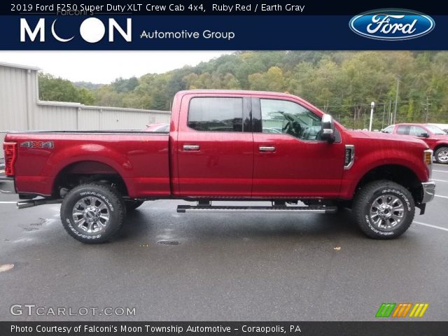 2019 Ford F250 Super Duty XLT Crew Cab 4x4 in Ruby Red