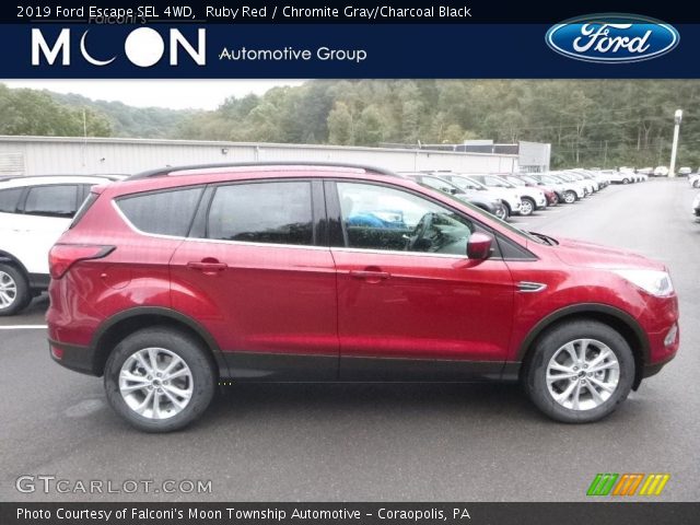 2019 Ford Escape SEL 4WD in Ruby Red