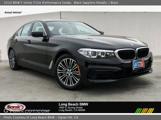 2019 BMW 5 Series 530e iPerformance Sedan in Black Sapphire Metallic