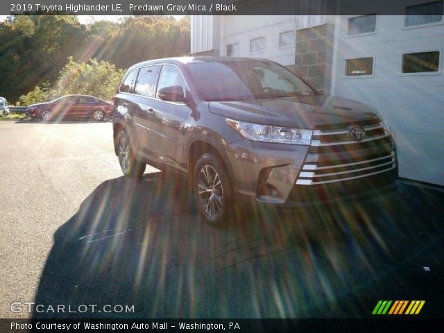 2019 Toyota Highlander LE in Predawn Gray Mica