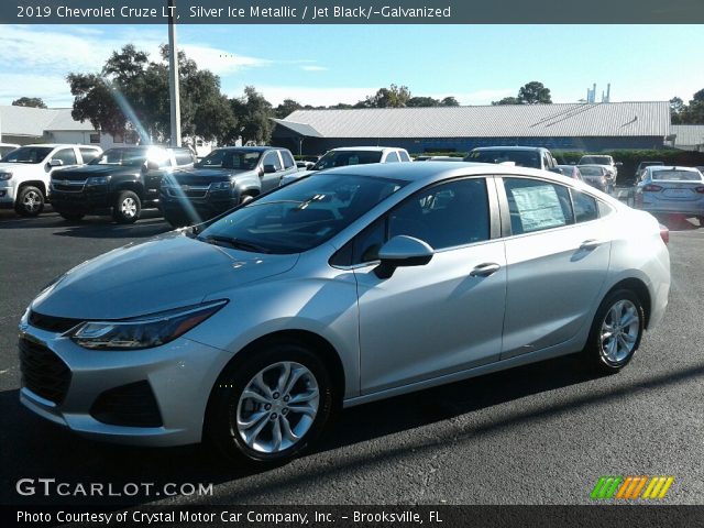 2019 Chevrolet Cruze LT in Silver Ice Metallic