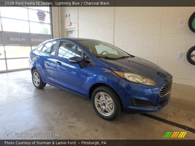 2018 Ford Fiesta SE Sedan in Lightning Blue